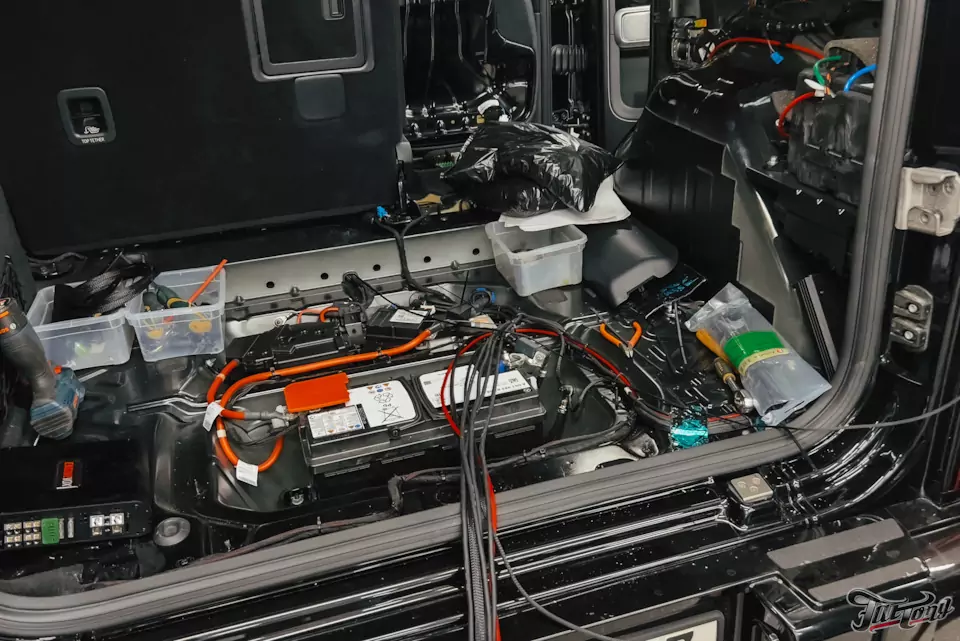 Установили систему активного выхлопа Engine Vox Stage 3 на дизельный Mercedes G-class